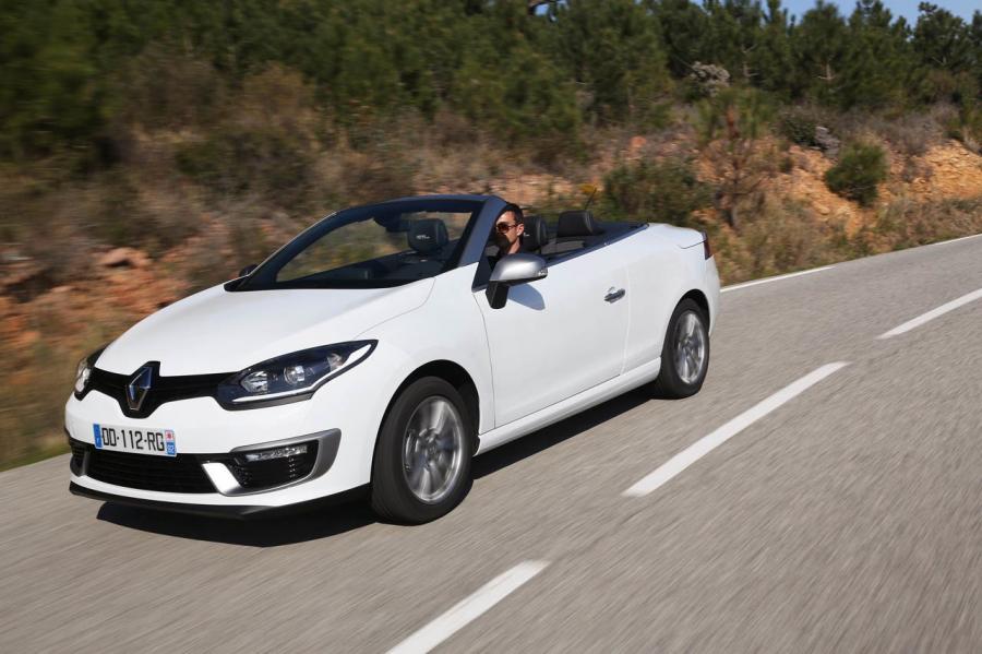 Renault Megane Coupe-Cabriolet 2015 года  (фото 11 из 36)